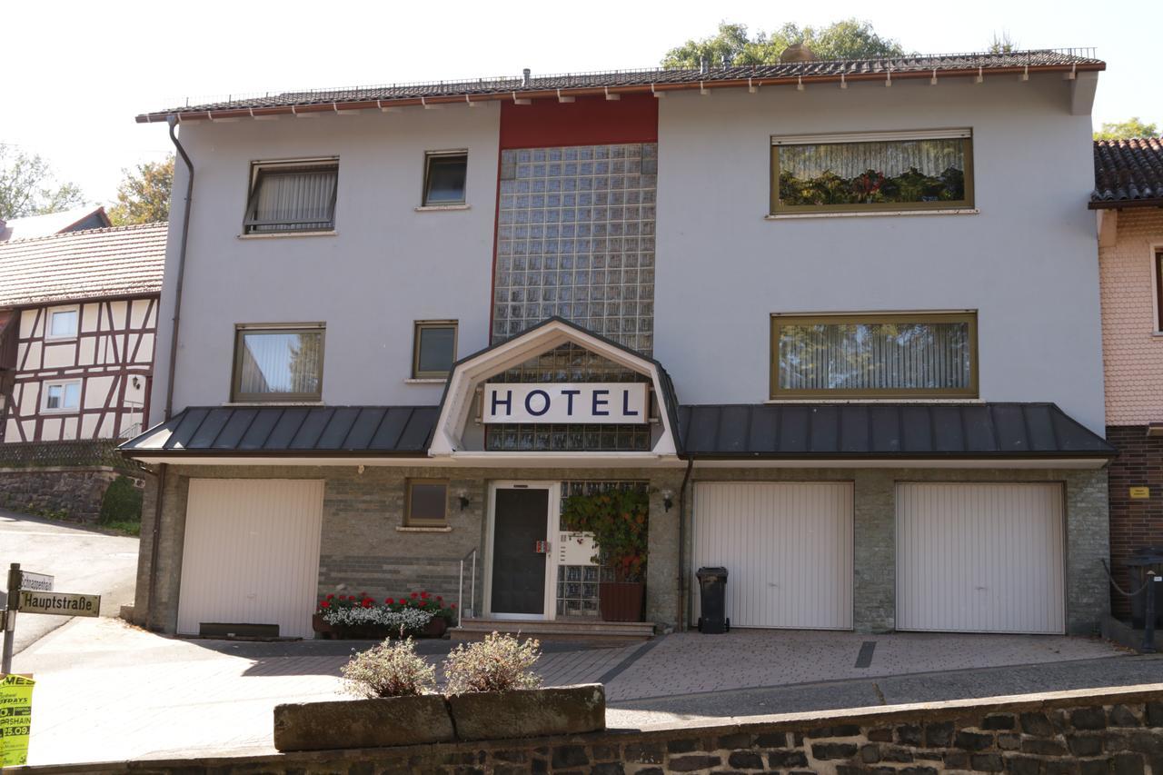 Hotel Ristorante Aetna Ulrichstein Eksteriør bilde
